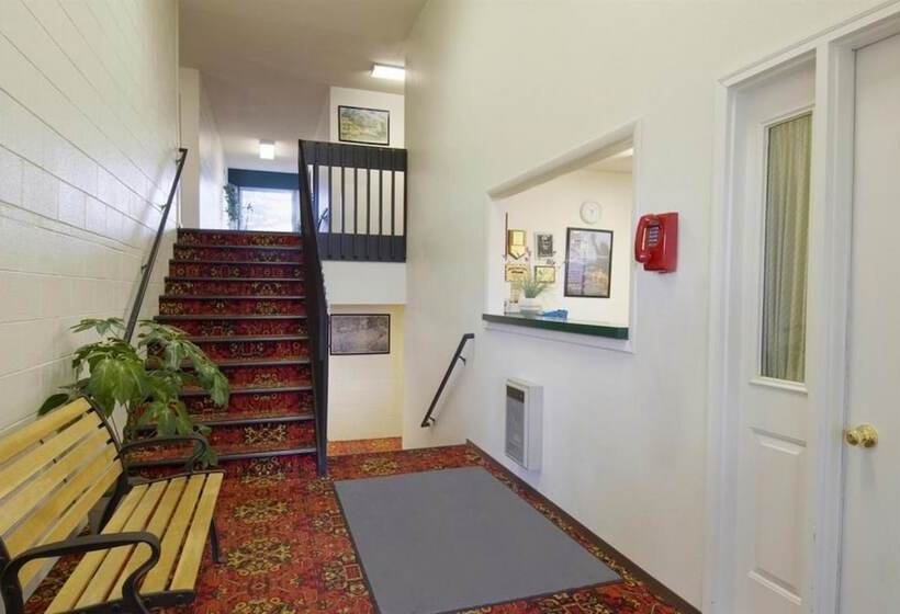 فندق على الطريق Americas Best Value Inn Laramie