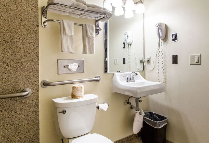 מוטל San Luis Inn And Suites