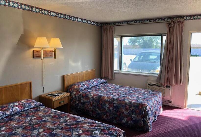 مُتل The Hastings Inn Salina