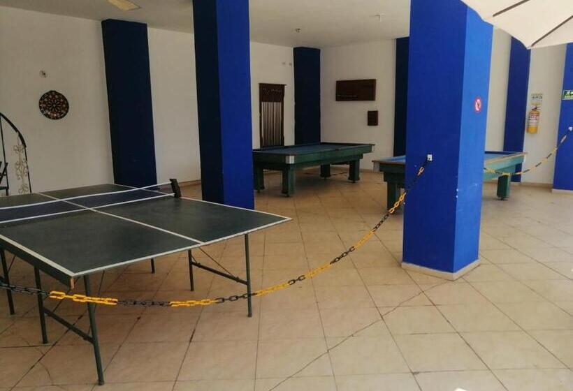 هتل Es Lancers, Melgar