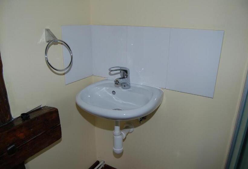 בית מלון כפרי Pudlov