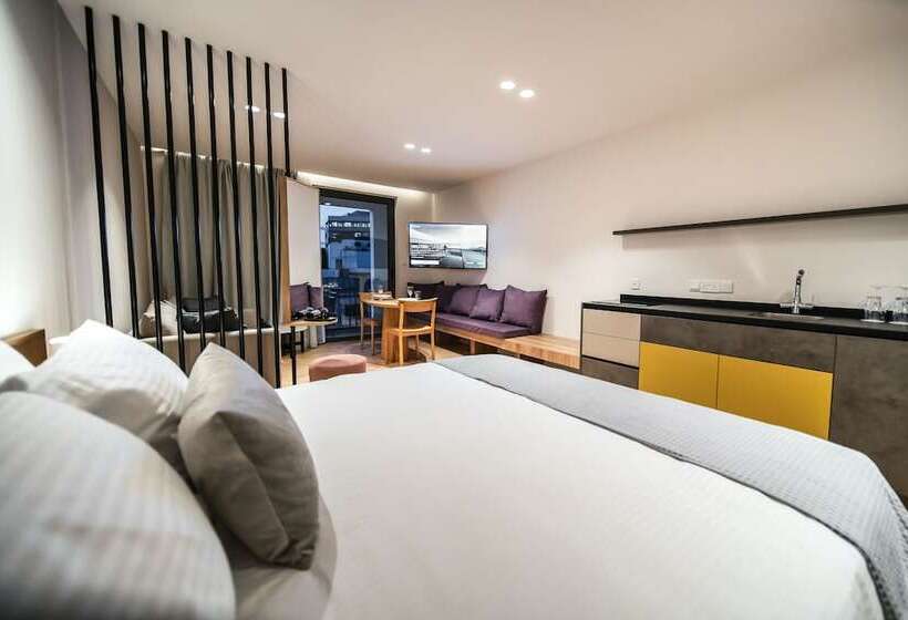 هتل Alinea Suites Limassol Center