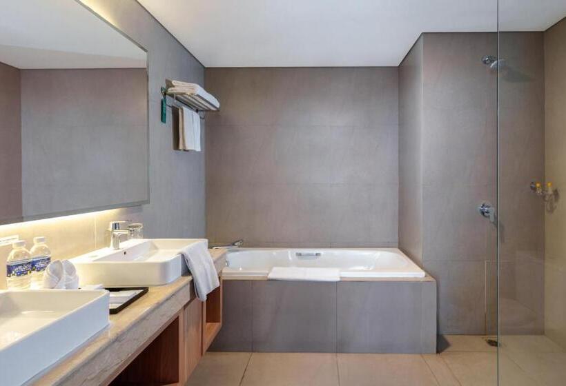 هتل Golden Tulip Springhill Lampung