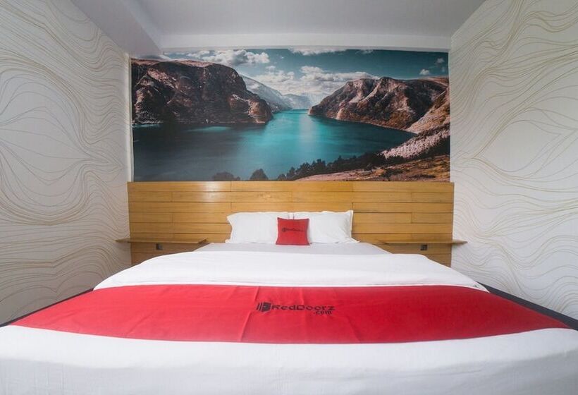 هتل Reddoorz Plus Syariah @ Pentadio Gorontalo