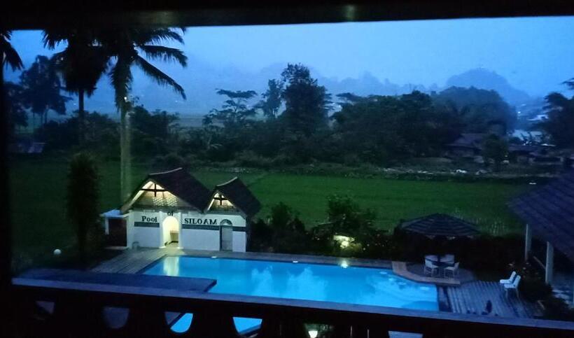 هتل Toraja Torsina