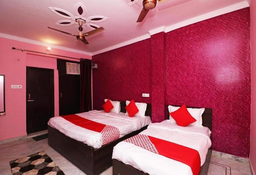 Hotel Sagar Palace @ Near Nizamuddin Railway Station