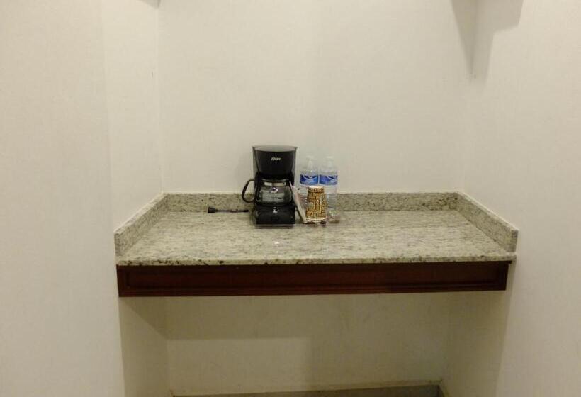 فندق Estancia Real