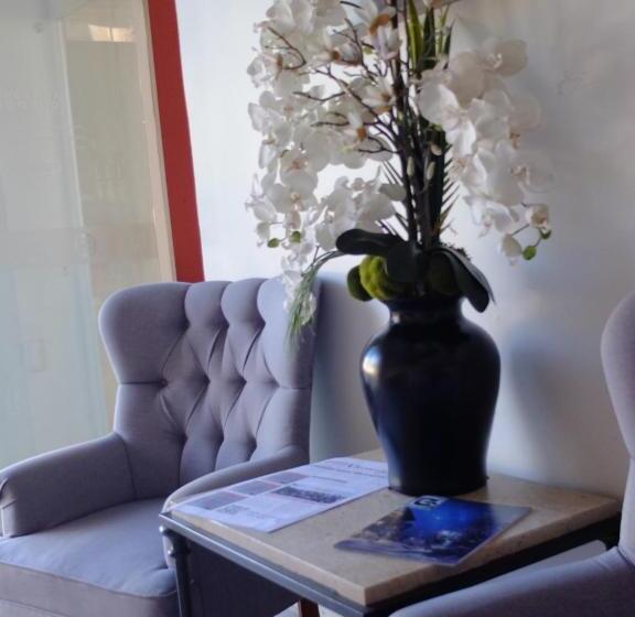 فندق Estancia Real