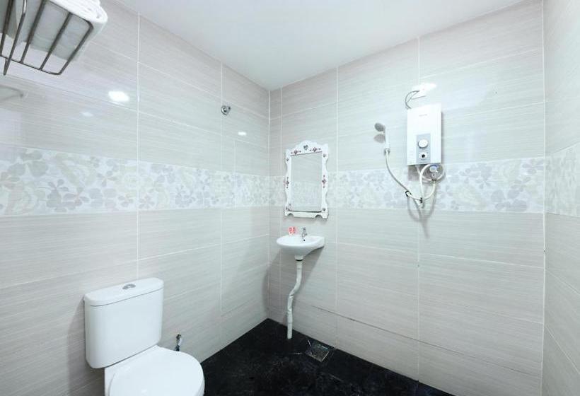 هتل Oyo 1157 Pd