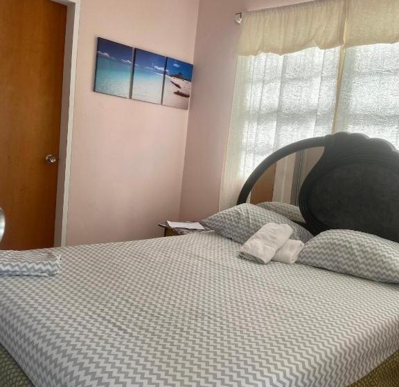 پانسیون Beverley's Guest House, Nevis