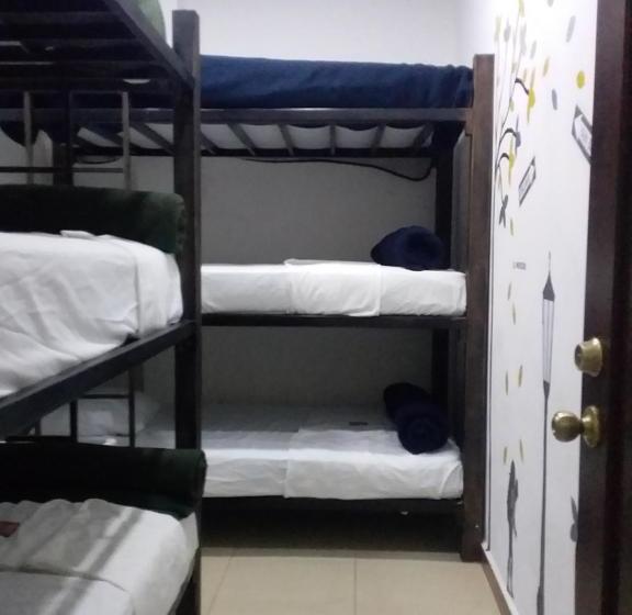 هاستل El Mochilero