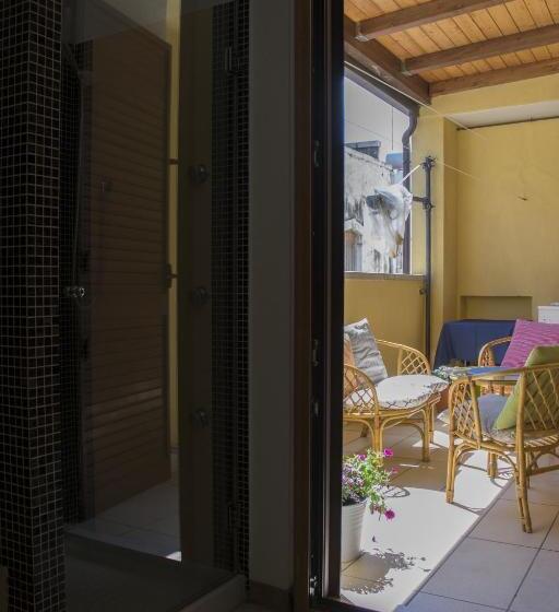تختخواب و صبحانه Casa Domi