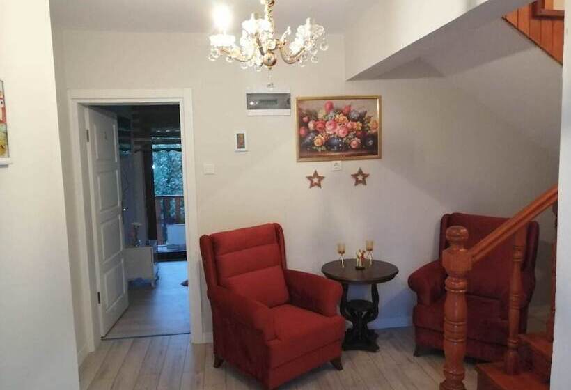 Beyaz Ev Butik Otel Masukiye