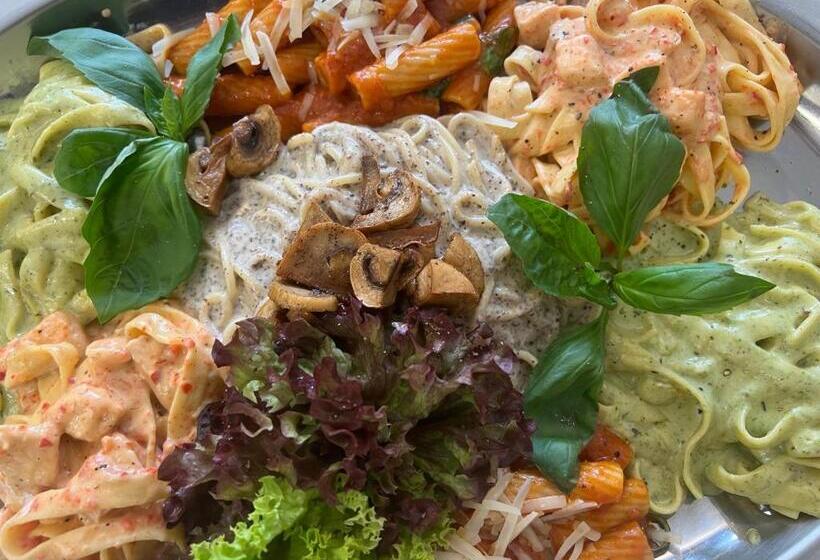 فندق Restaurant Zum Landmann