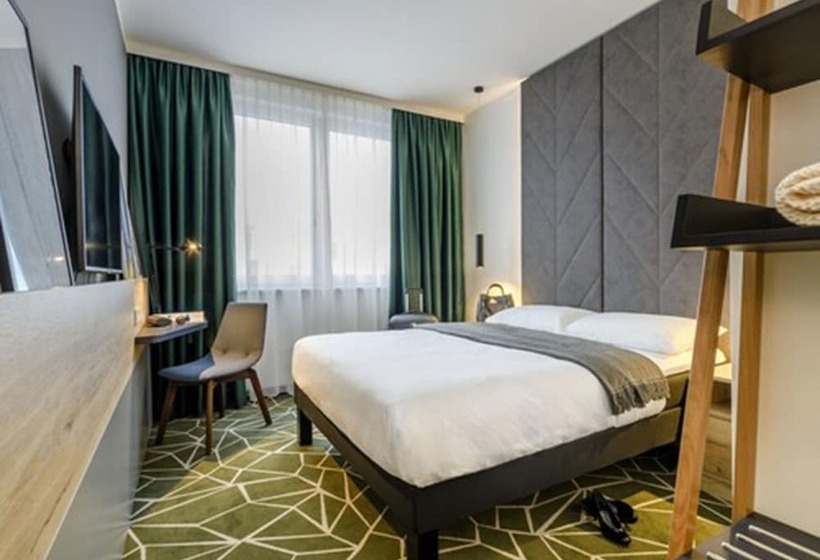 Отель Ibis Styles Aschaffenburg