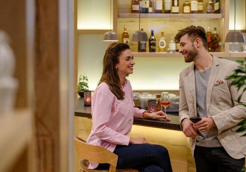 Отель Ibis Styles Aschaffenburg