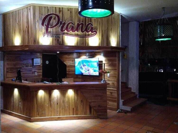 هتل Prana