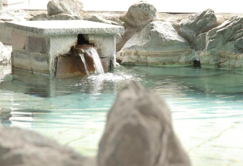 호텔 Tomuraushionsen Higashi Taisetsuso