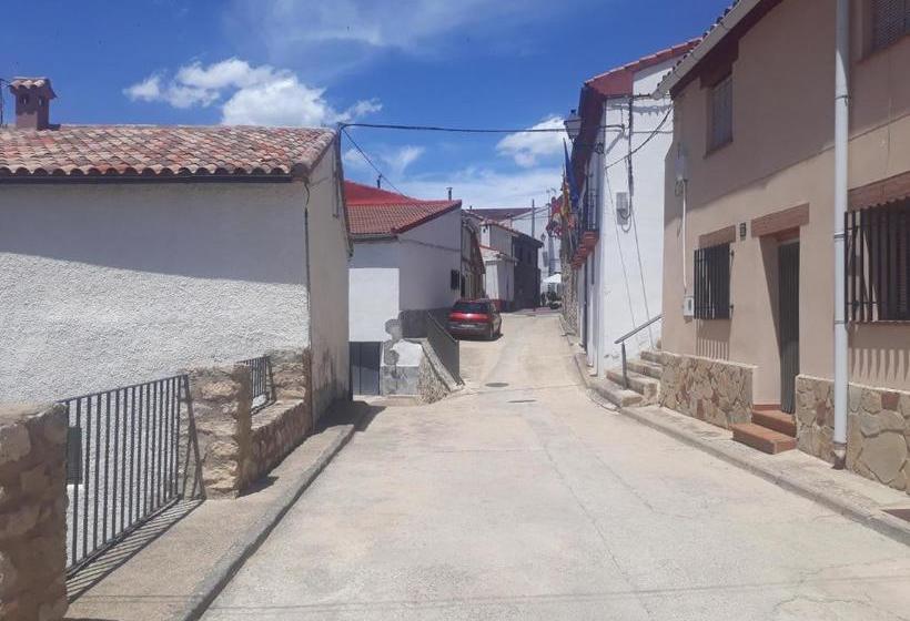 膳宿费 Hostal De Montaña Ojos Del Cabriel