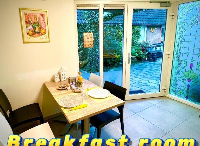 Rooi Bij De Knoptoren B&b