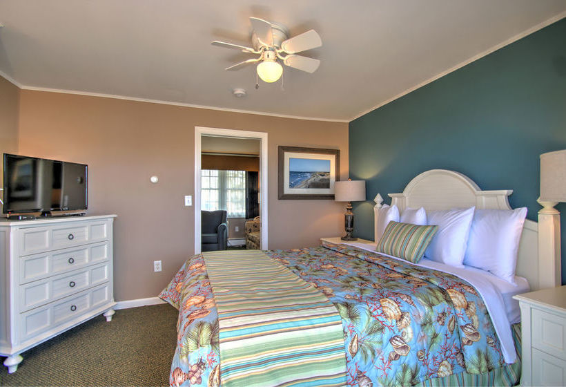 Colonial Acres Resort