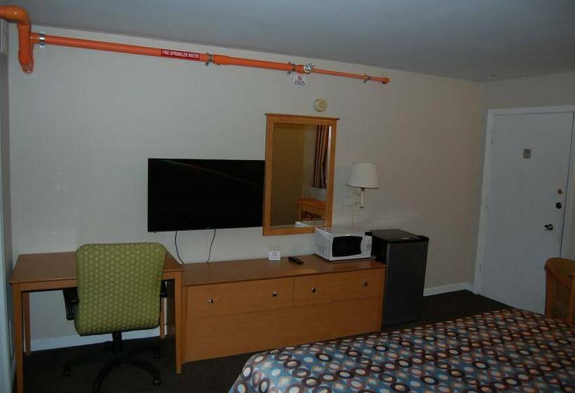 Colony Motel
