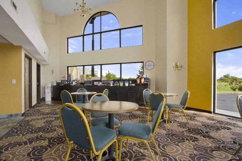 فندق Baymont By Wyndham Santee