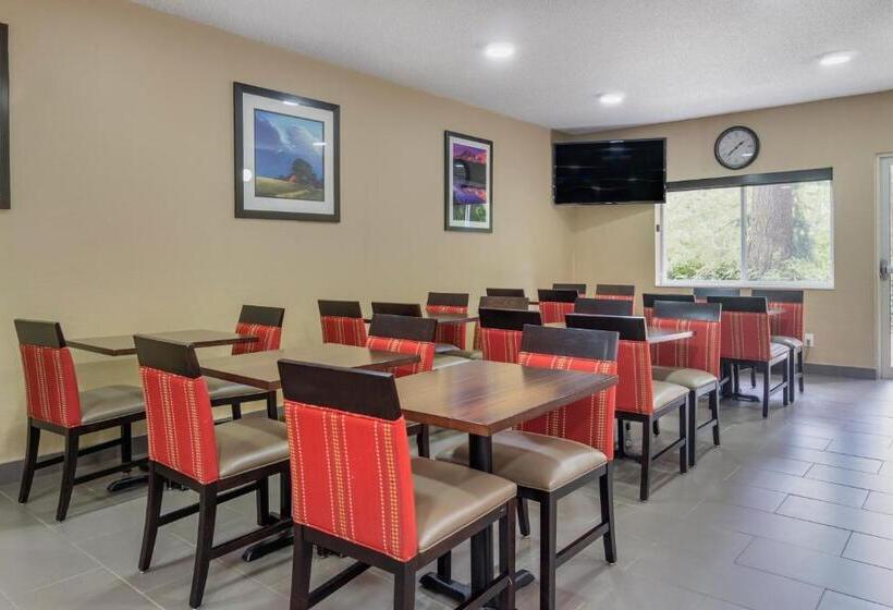 فندق Comfort Inn & Suites Bothell   Seattle North