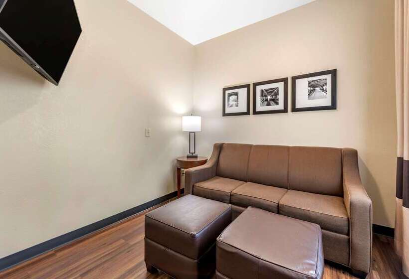 בית מלון כפרי Comfort Inn