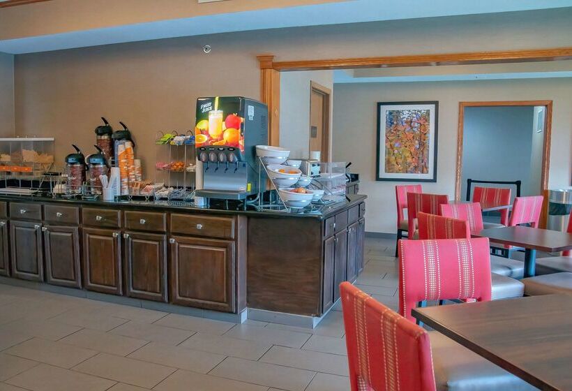 בית מלון כפרי Comfort Inn Huntington Near University