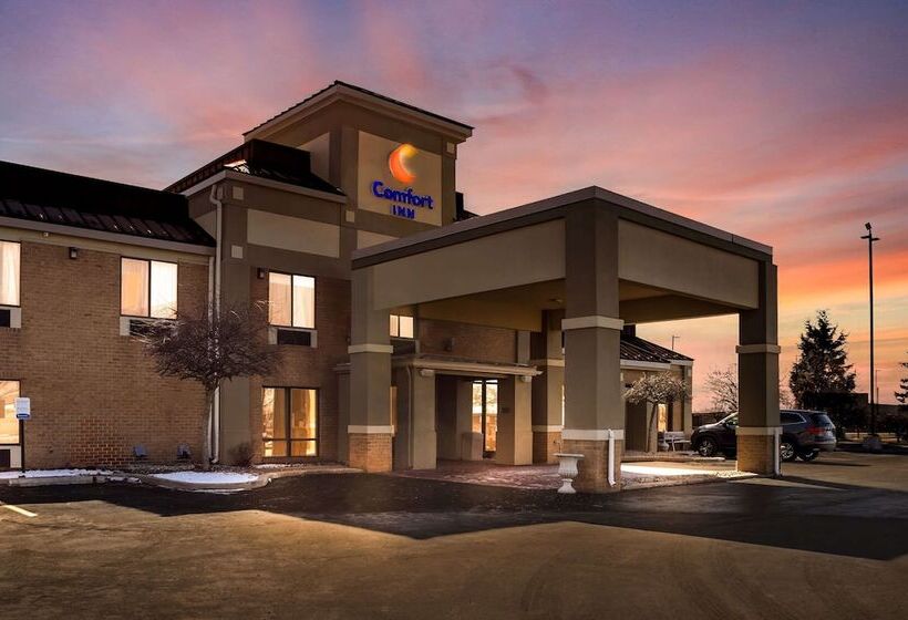 בית מלון כפרי Comfort Inn Huntington Near University