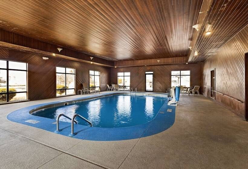 בית מלון כפרי Comfort Inn Huntington Near University