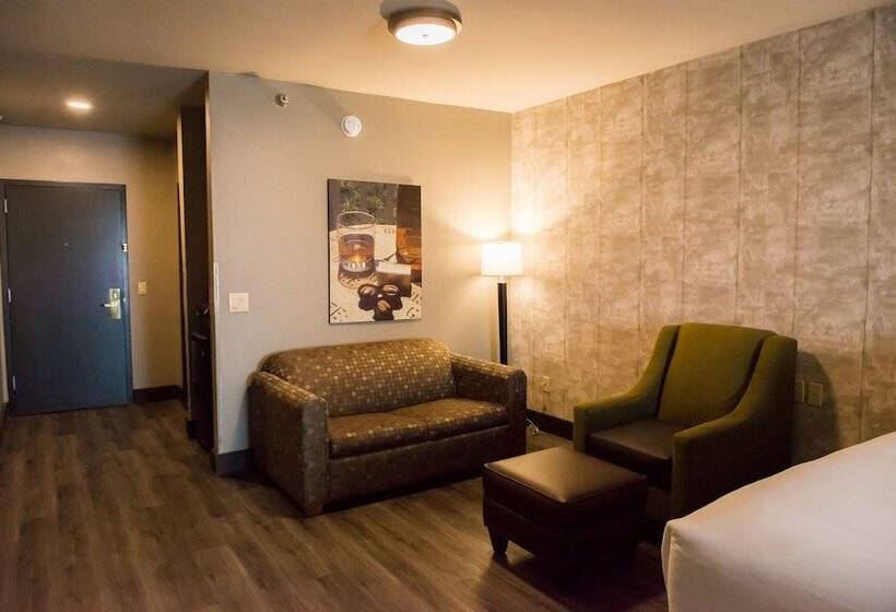 בית מלון כפרי Distill Inn
