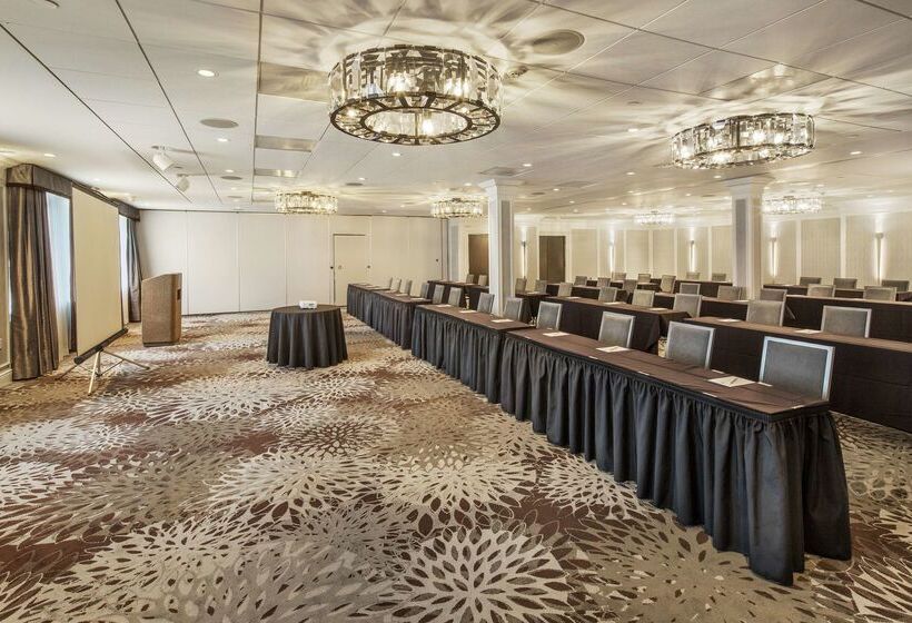 Doubletree By Hilton Hotel Nanuet