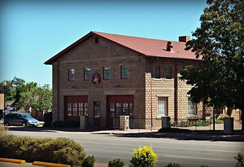 فندق Econo Lodge