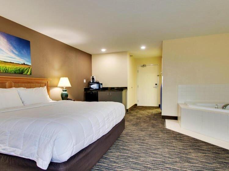 בית מלון כפרי Everspring Inn & Suites