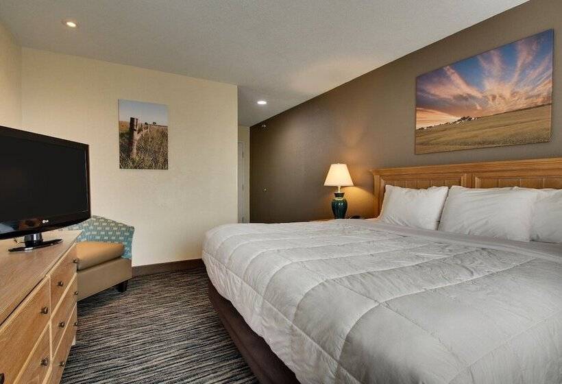 בית מלון כפרי Everspring Inn & Suites