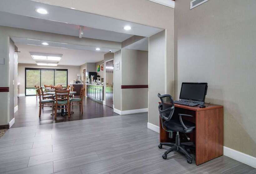 هتل Quality Inn & Suites Canton, Ga