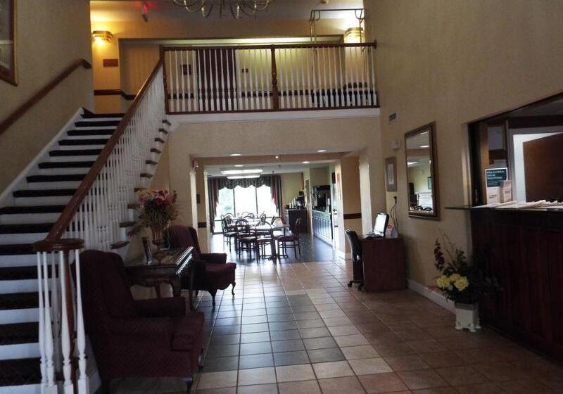 هتل Quality Inn & Suites Canton, Ga