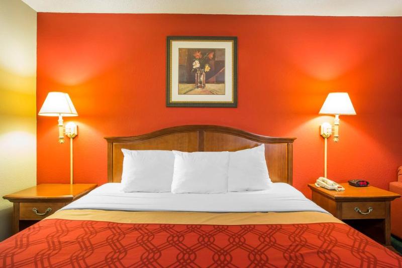 هتل Quality Inn & Suites Canton, Ga