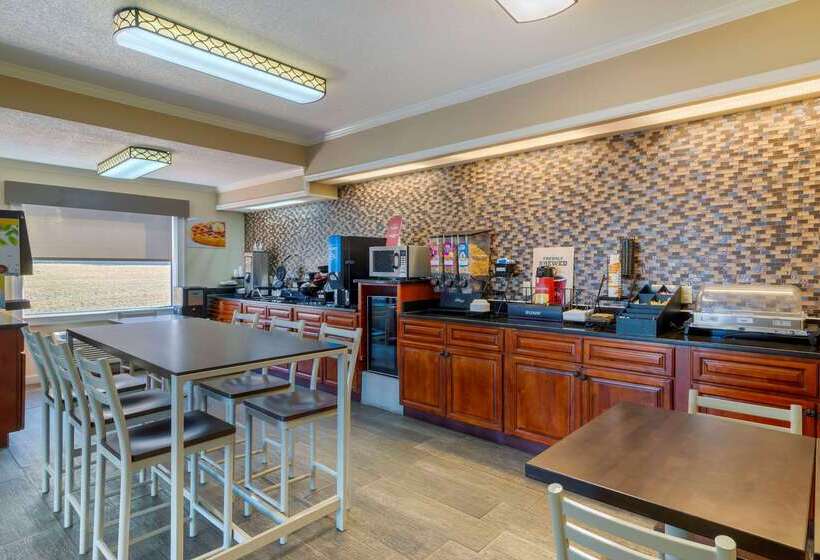 فندق Quality Inn