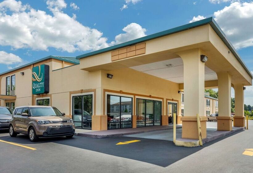 בית מלון כפרי Quality Inn Auburn Campus Area I85
