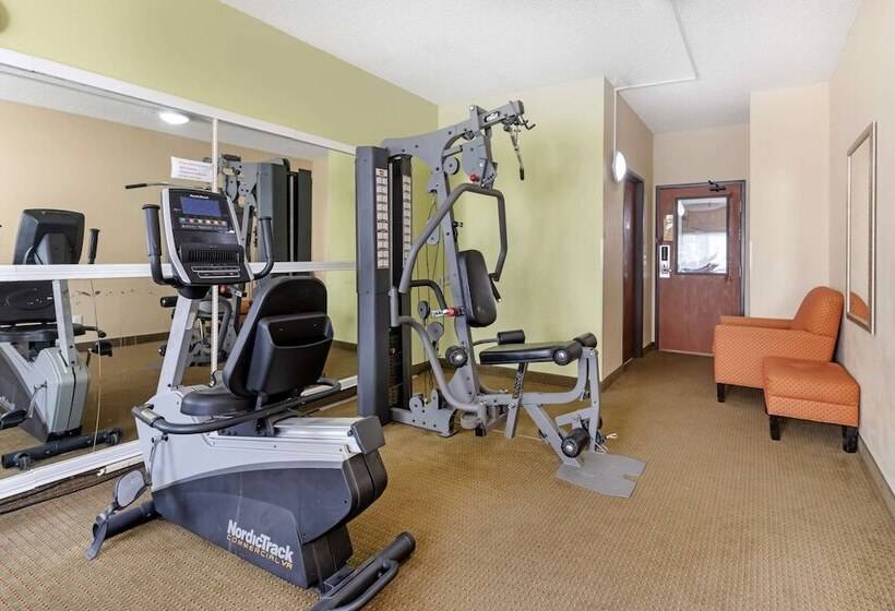 فندق Quality Inn Bemidji