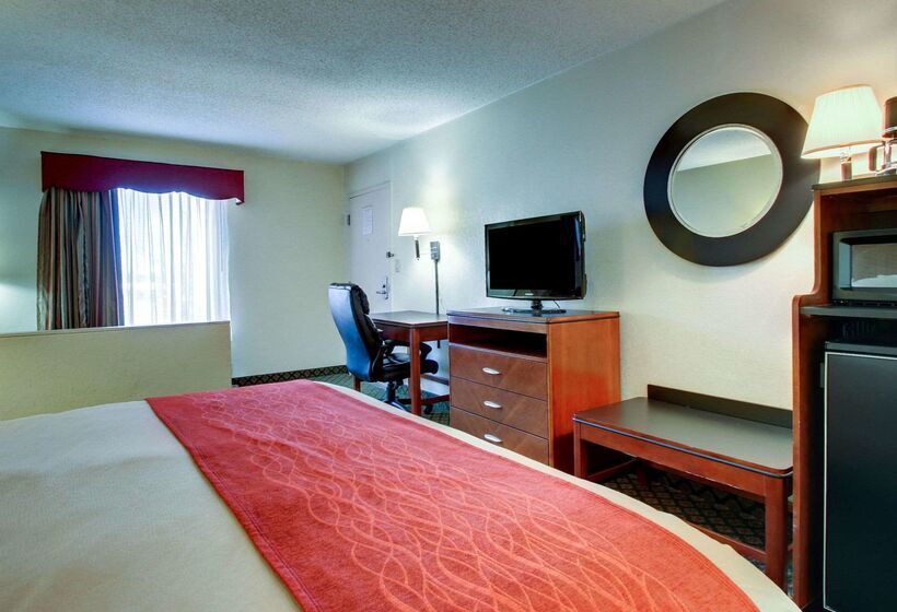 فندق Quality Inn