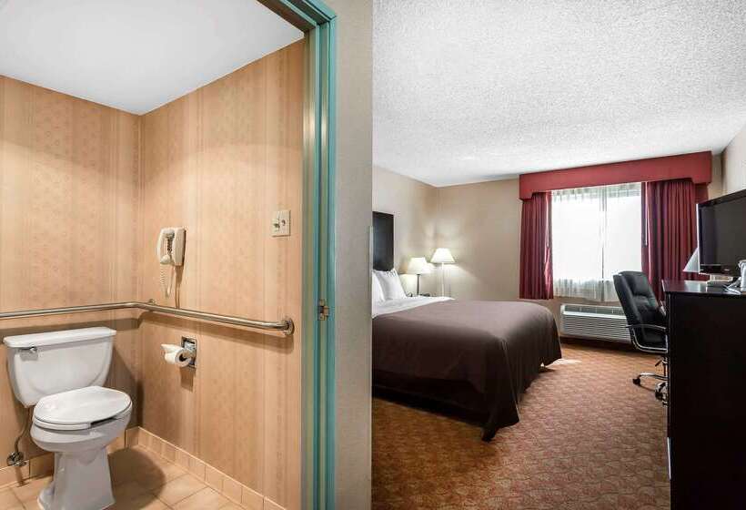 호텔 Quality Inn