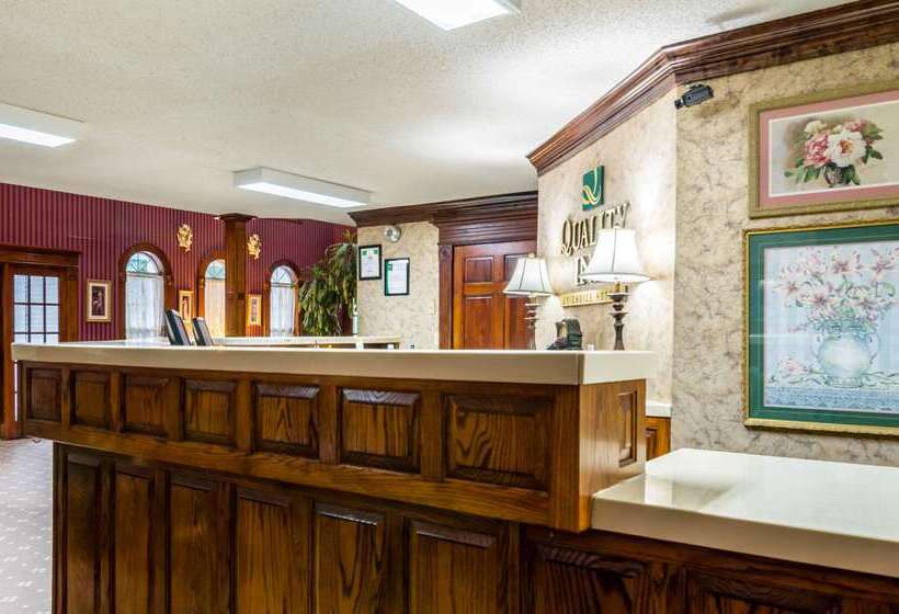 هتل Quality Inn Eureka Springs South