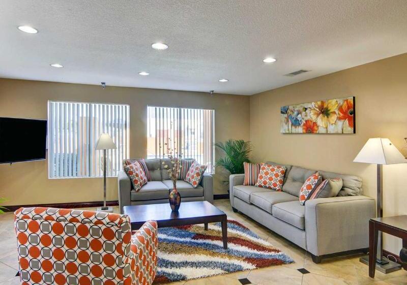 호텔 Quality Inn Forest Hill   Fort Worth South