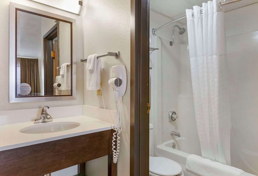 Отель Quality Inn Hamilton Bitterroot Valley
