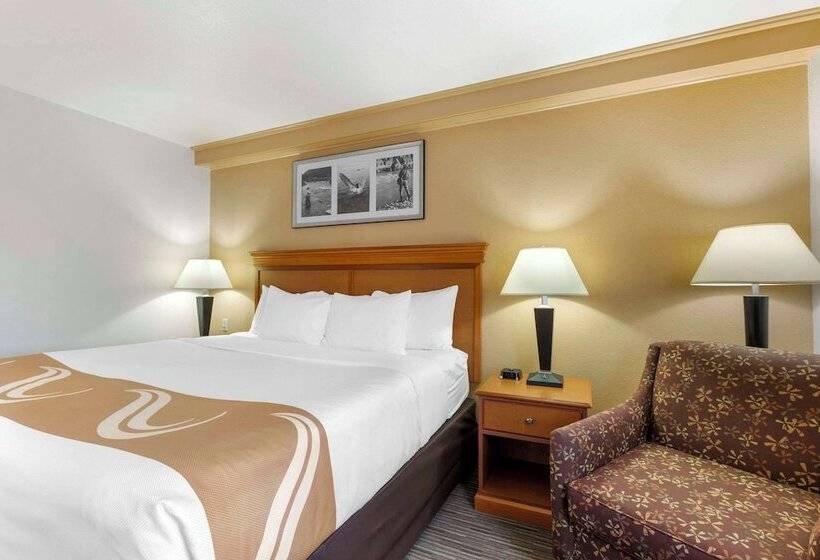 Отель Quality Inn Hamilton Bitterroot Valley