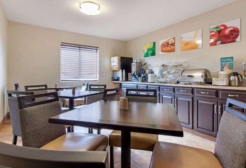فندق Quality Inn Hays I70